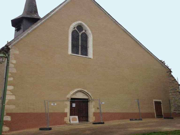 Ravalement de façade d'une église au mortier de chaux naturel